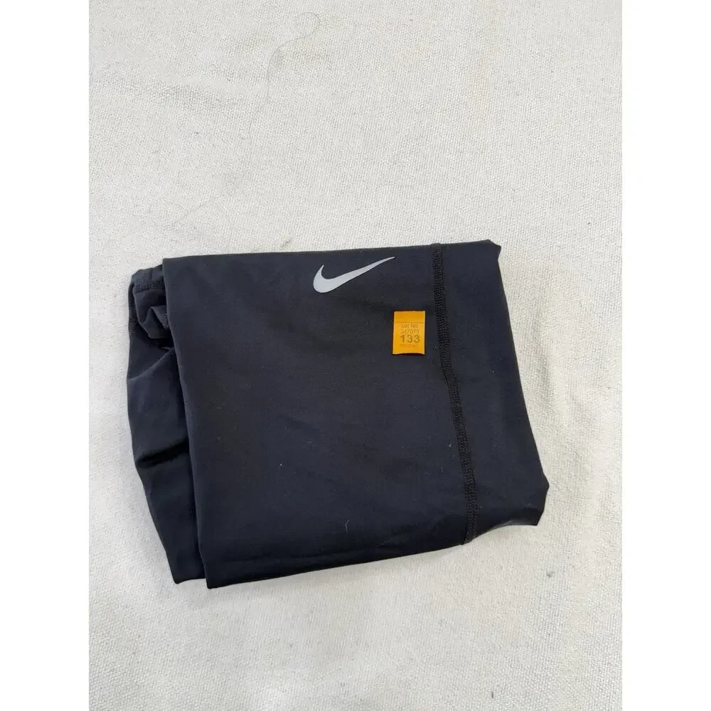 Nike Pants Women's Size M Black Activewear Capri Dri-Fit Leggings Zip Pocket